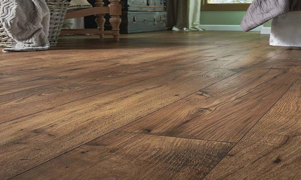 What are the benefits of laminate flooring?