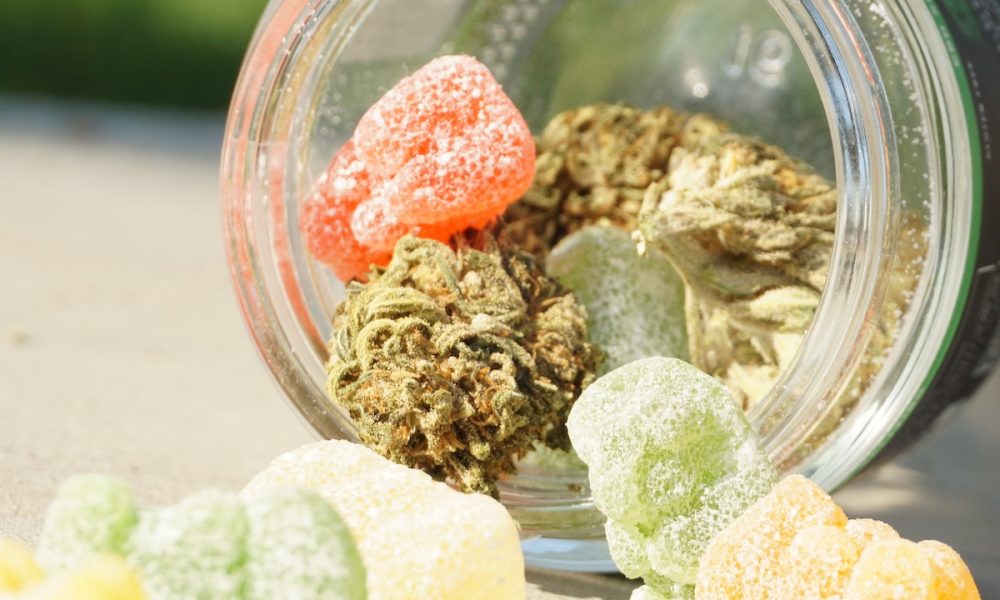 Are CBD gummies legal in Canada? Knowing the Guidelines and Advantage